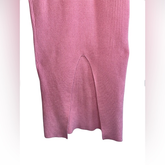 Sweater dress with matching half sweater! Size small. Stretchy and warm. - Picture 5 of 7